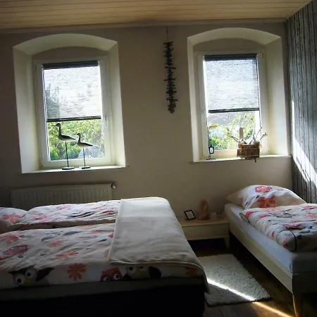 Appartement Im Alten Schulhaus - Keine Monteure