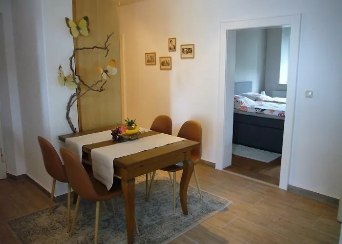 Appartement Im Alten Schulhaus - Keine Monteure *